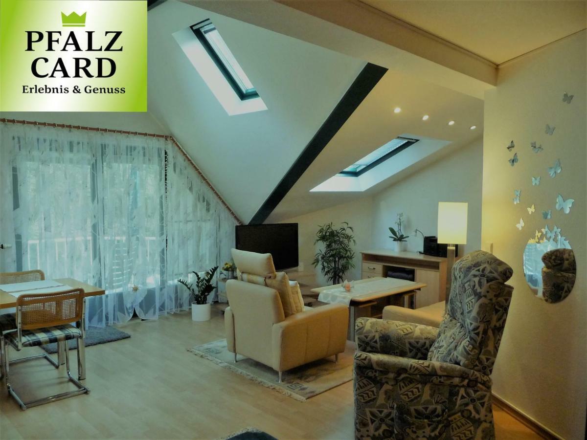 Ferienwohnung Berger Kurparkresidenz Бад-Бергцаберн Екстер'єр фото